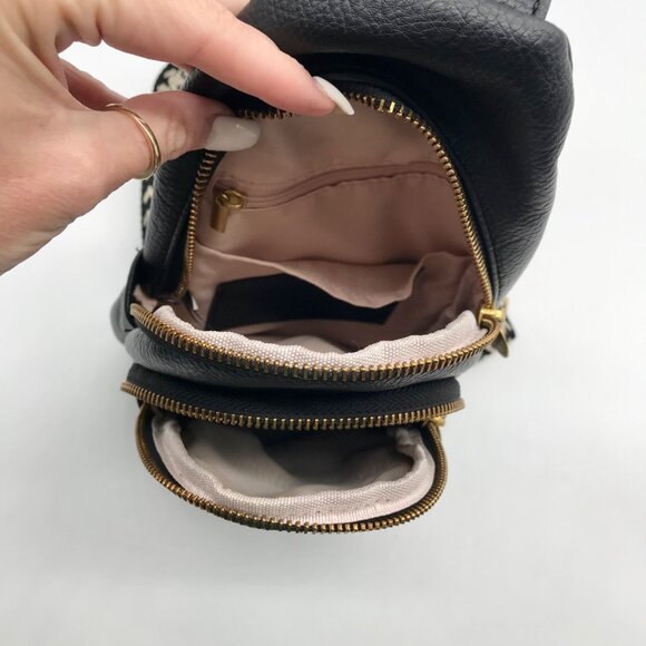 Style & Co Black Sling Pack With Webbed Strap - Picture 10 of 10